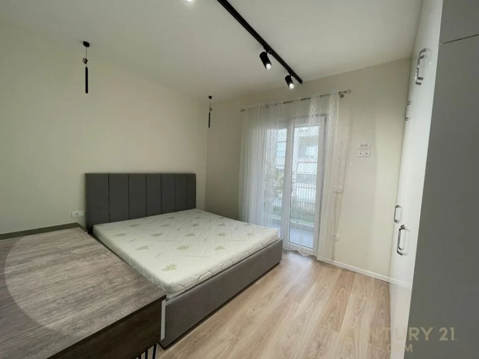 shitet apartament 3+1 , 110 m² 275.000 € (PARK LIFE)