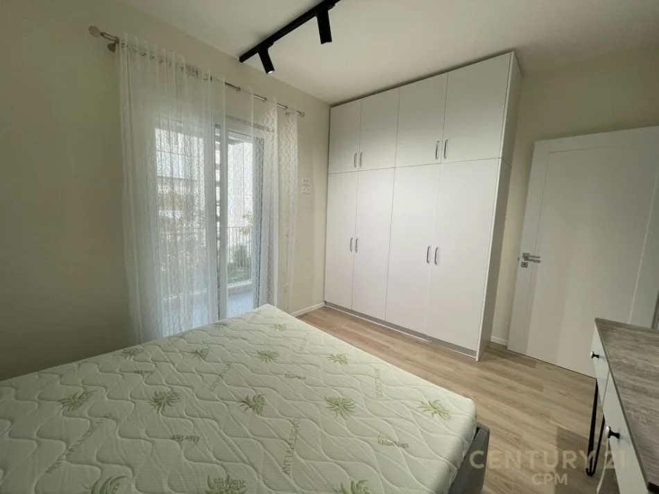 shitet apartament 3+1 , 110 m² 275.000 € (PARK LIFE)
