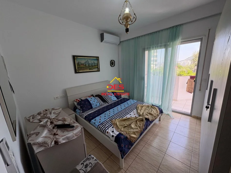Vlore, jepet me qera apartament 1+1+Ballkon Kati 5, 70 m² 450 € (Rruga Dhimitër Konomi)