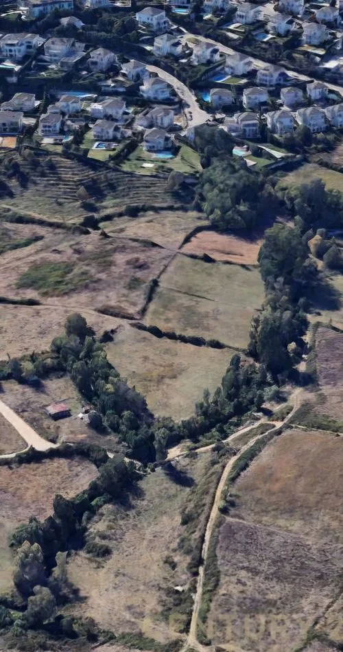 Tirane, shitet toke , 2.800 m² 530.000 € (Lundër)