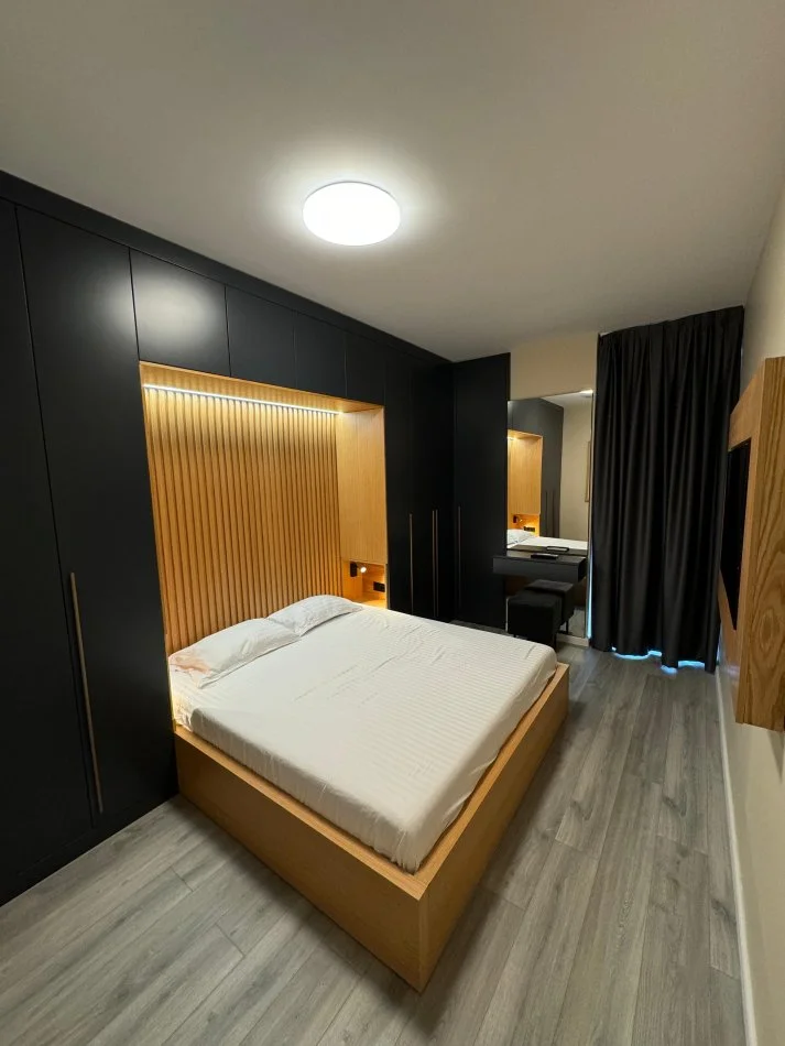 Tirane, jepet me qera apartament 1+1 Kati 4, 58 m² 900 € (Afer Kompleksit olimpik)