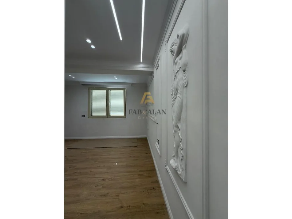 Tirane, shitet apartament 1+1+Ballkon Kati 9, 64 m² 149.317 € 
