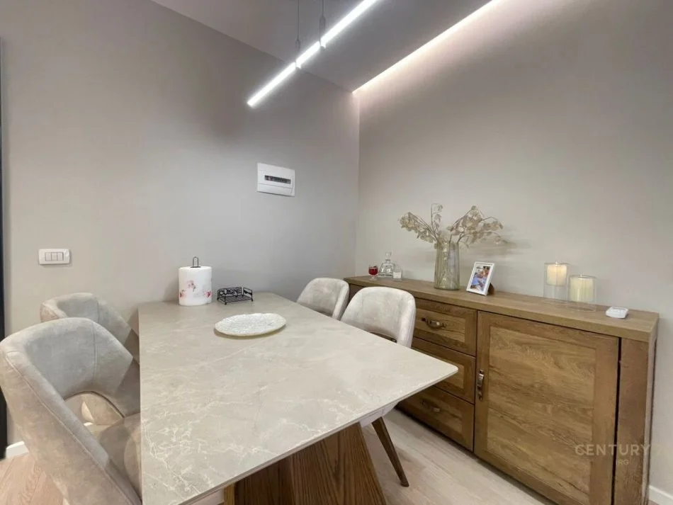 Tirane, shes apartament 2+1 Kati 7, 74 m² 230.000 €