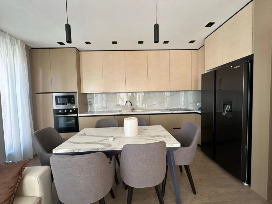 Tirane, jepet me qera apartament 2+1 Kati 3, 103 m² 900 € (Kodra e diellit)