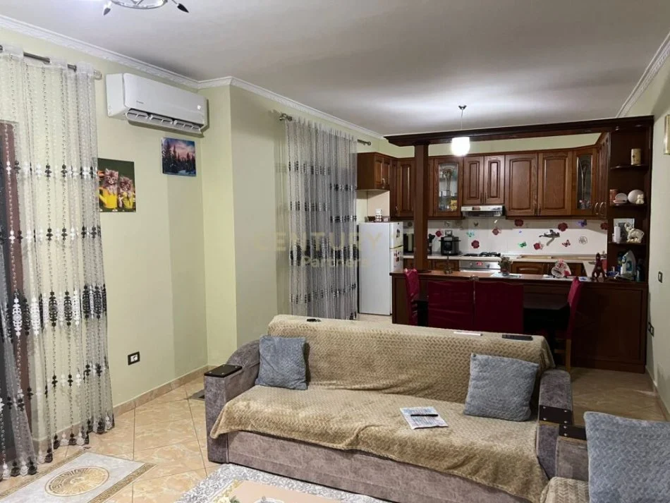 Tirane, shes apartament 2+1 Kati 1, 127 m² 100.000 € 