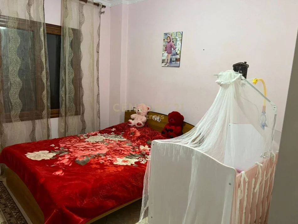 Tirane, shes apartament 2+1 Kati 1, 127 m² 100.000 € 