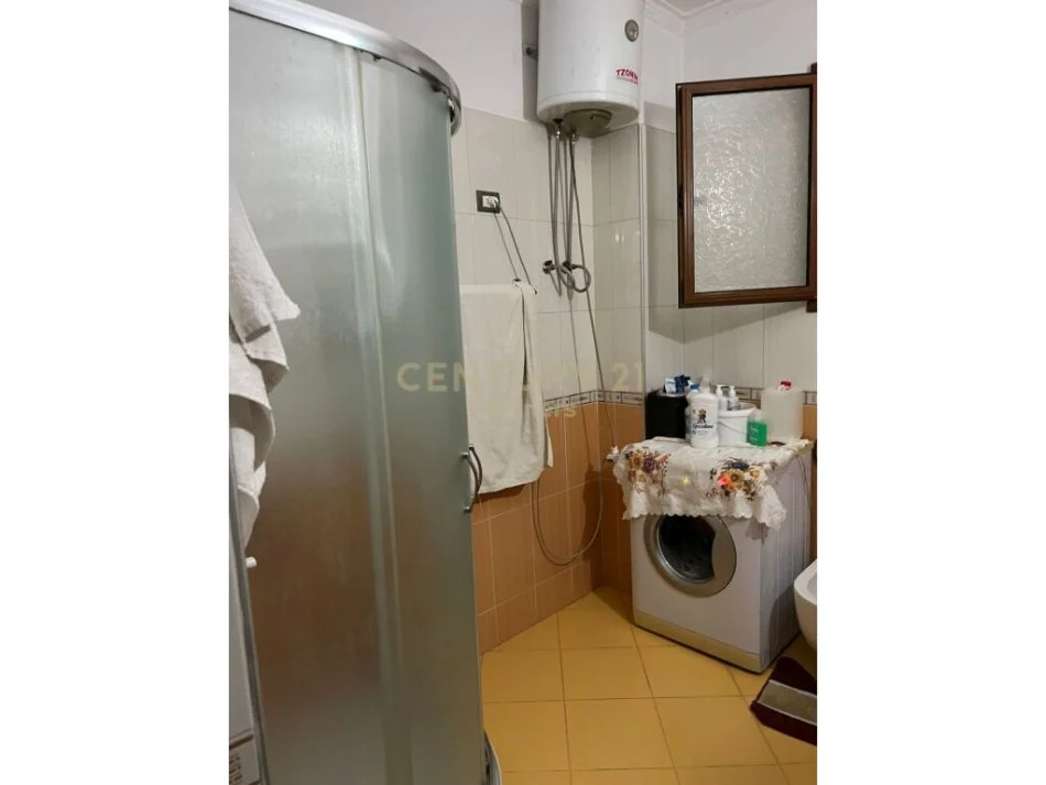 Tirane, shitet apartament 2+1 Kati 1, 127 m² 100.000 € 