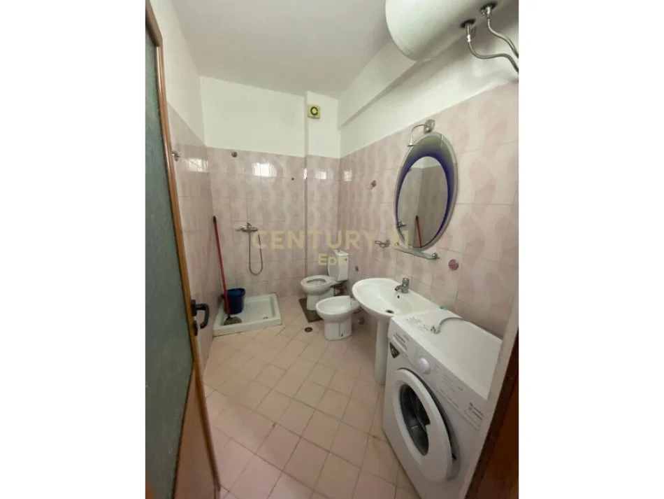 Durres, shitet apartament 1+1 Kati 2, 68 m² 83.000 € (STACIONI I PARE NE PLAZH!)