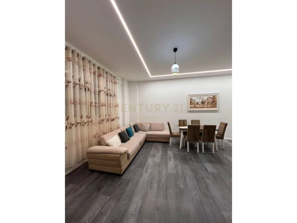 Tirane, jepet me qera apartament 1+1 Kati 2, 68 m² 480 € 