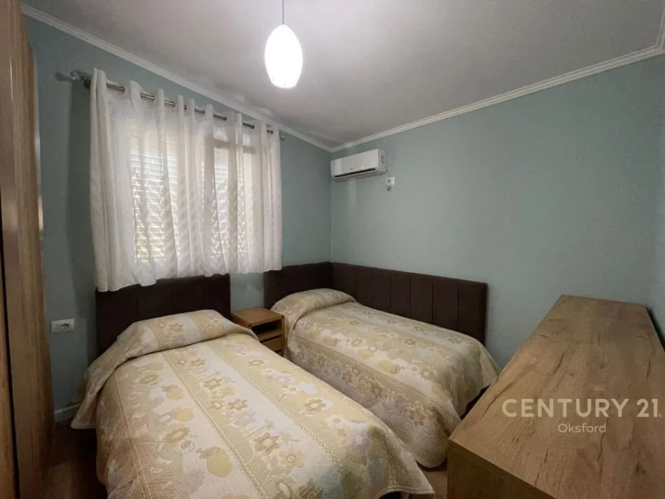 Tirane, jepet me qera 3+1+Aneks+Ballkon Kati 0, 100 m² 1.200 € (Sauk i Vjeter)