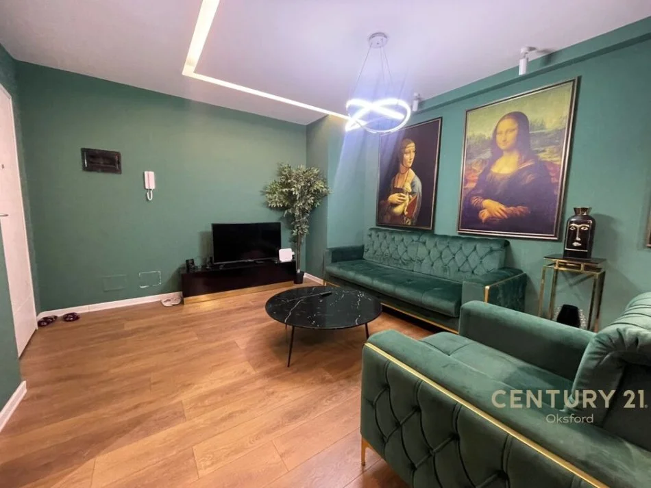 Tirane, shitet apartament 2+1 Kati 3, 74 m² 160.000 € (KOMPLEKSI KONTAKT)