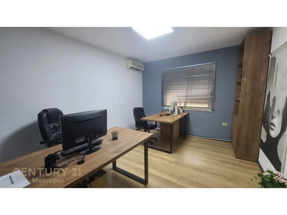 Tirane, shitet apartament 2+1 Kati 2, 105 m² 218.000 € (petro nini)