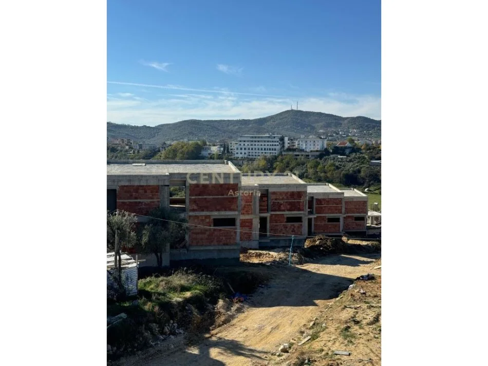 Tirane, shitet Vile , 489 m² 643.000 € 
