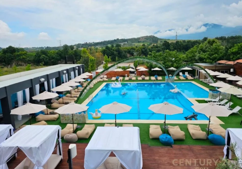 Tirane, shitet bar-resorant Kati 3, 2.000 m² 1.400.000 € (Tirane)