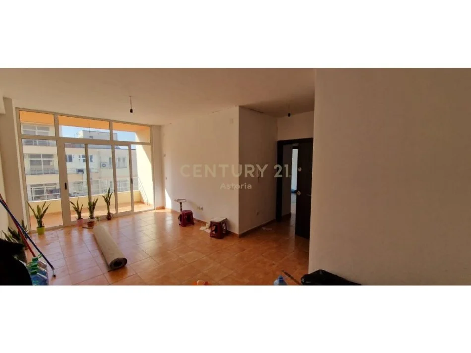 Tirane, shitet apartament 2+1 Kati 7, 90 m² 112.500 € 