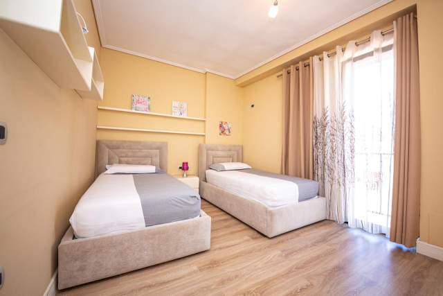 Apartament ne shitje tek zogu i zi, tirane