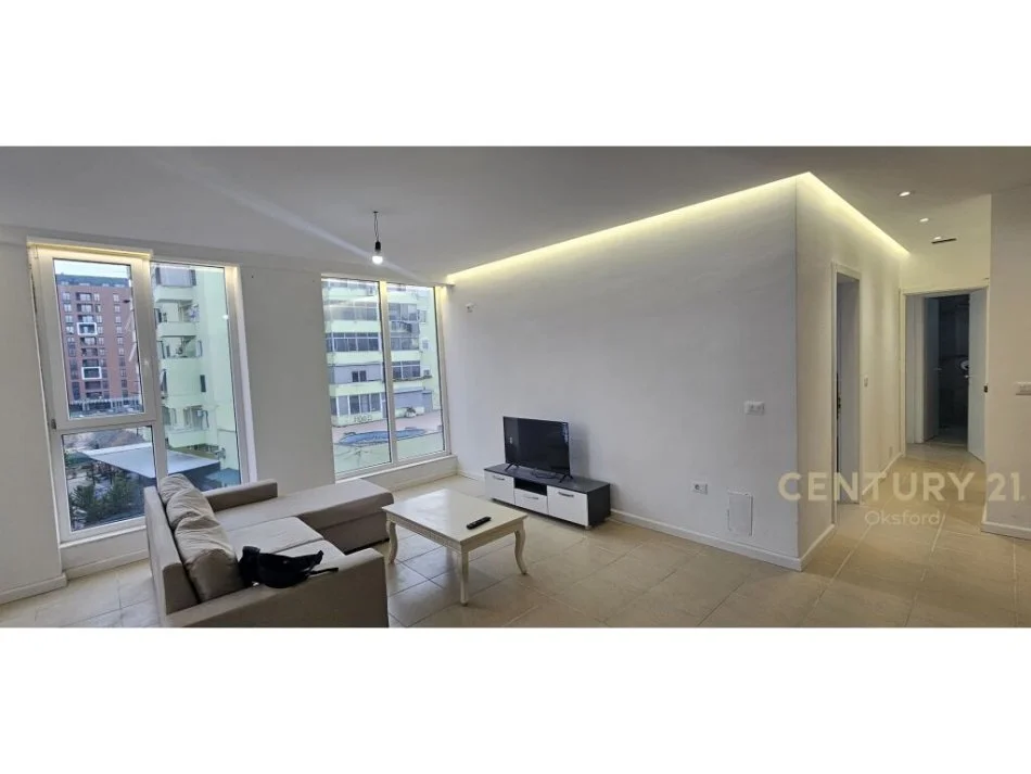 Tirane, jepet me qera apartament 2+1+Aneks+Ballkon Kati 2, 109 m² 650 € (Ish stacioni i trenit)