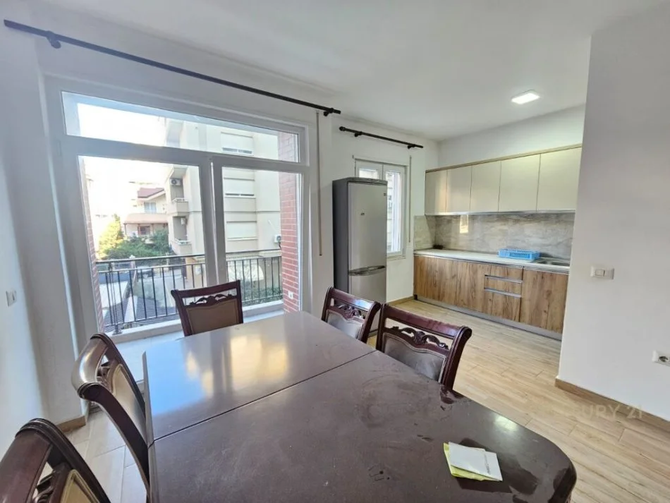 Tirane, shes apartament 1+1 Kati 1, 84 m² 134.000 € 