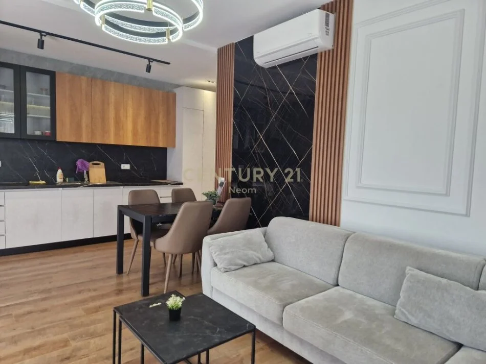 Tirane, shitet apartament 1+1 Kati 1, 88 m² 196.000 € (Pazari te Ri)