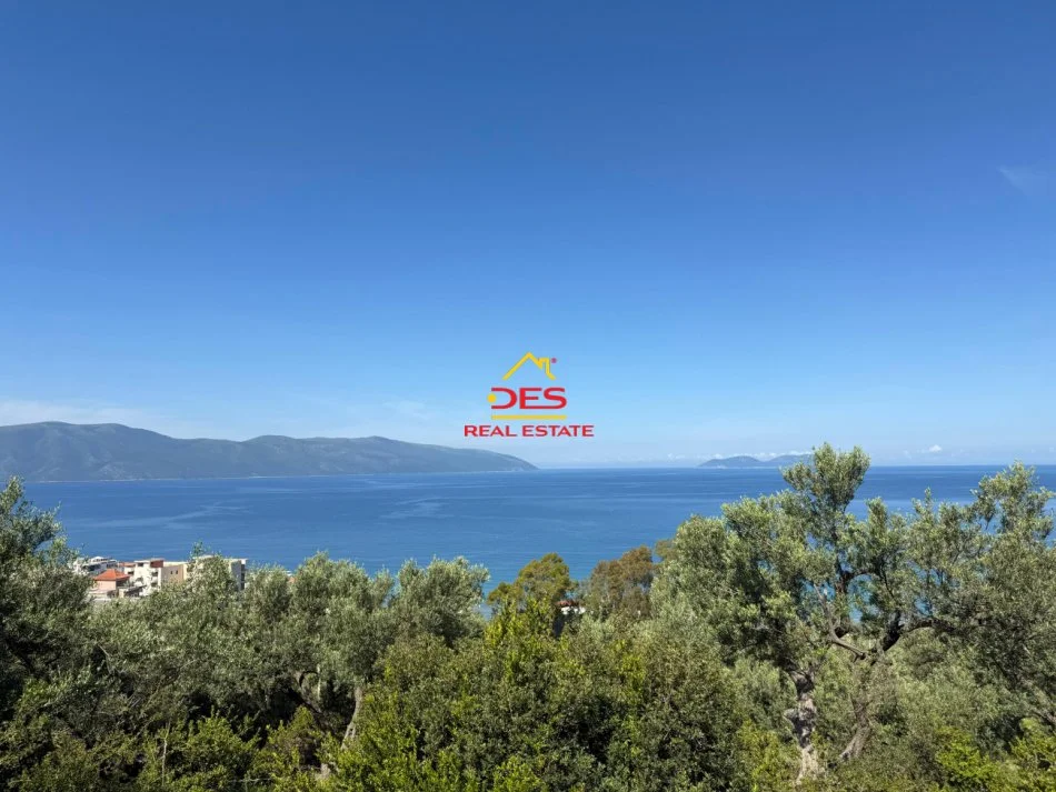 Vlore, shitet toke , 1.200 m² 270.000 € (Rruga Dhimitër Konomi)