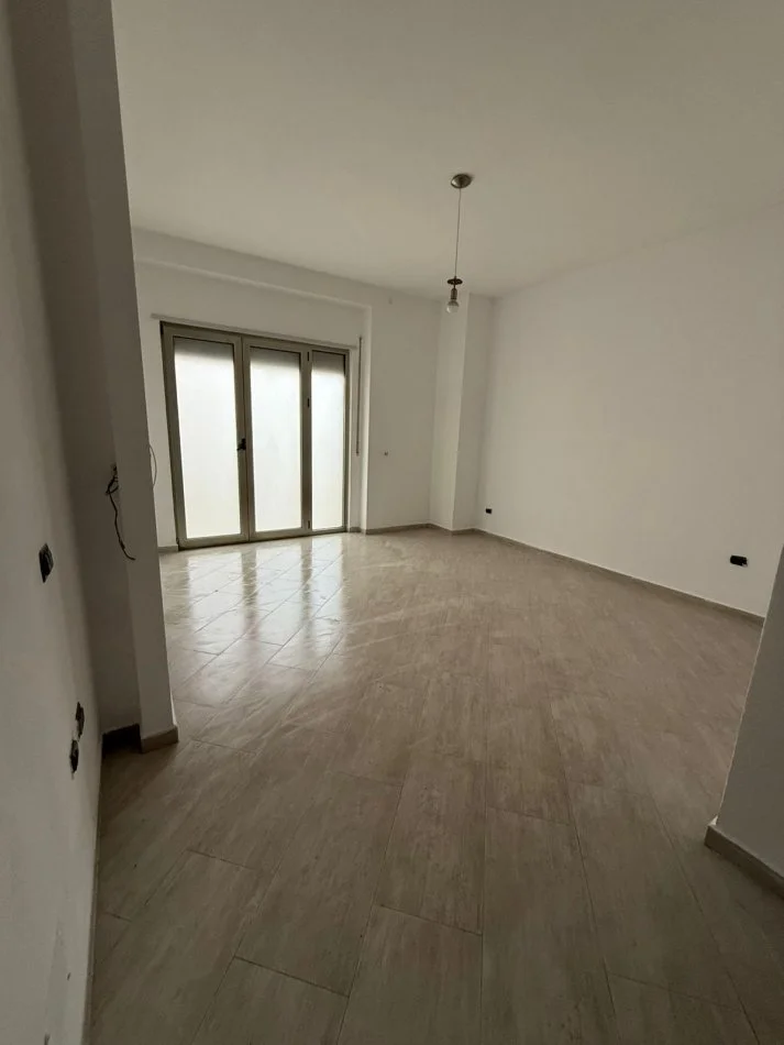 shitet 2+1+Ballkon Kati 4, 116 m² 173.000 € (Rruga Mujo Ulqinaku)