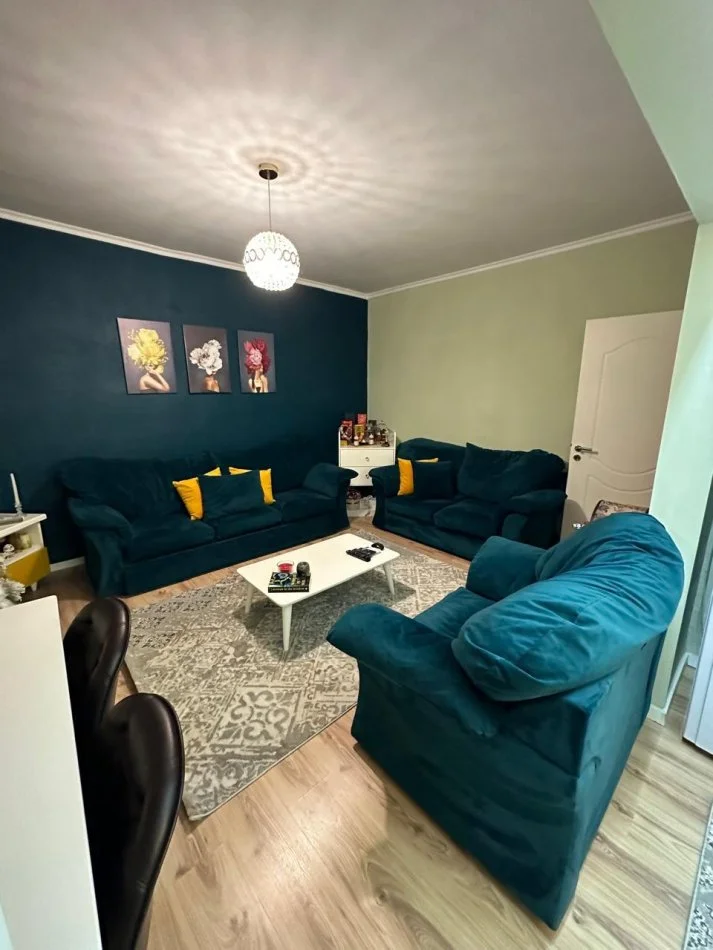 Tirane, shitet apartament 1+1 Kati 5, 63 m² 108.000 € (tek Ish Parku)