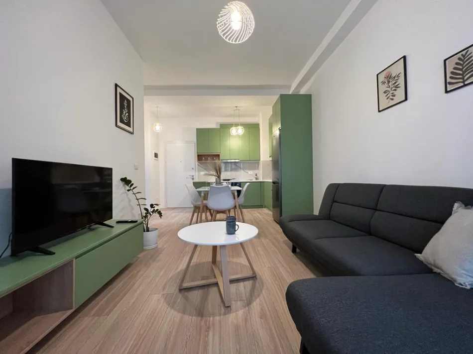 jepet me qera 1+1 Kati 3, 60 m² 700 €
