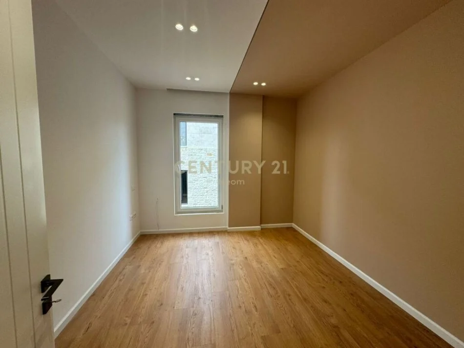 Tirane, shes apartament 2+1 Kati 2, 107 m² 255.000 € 