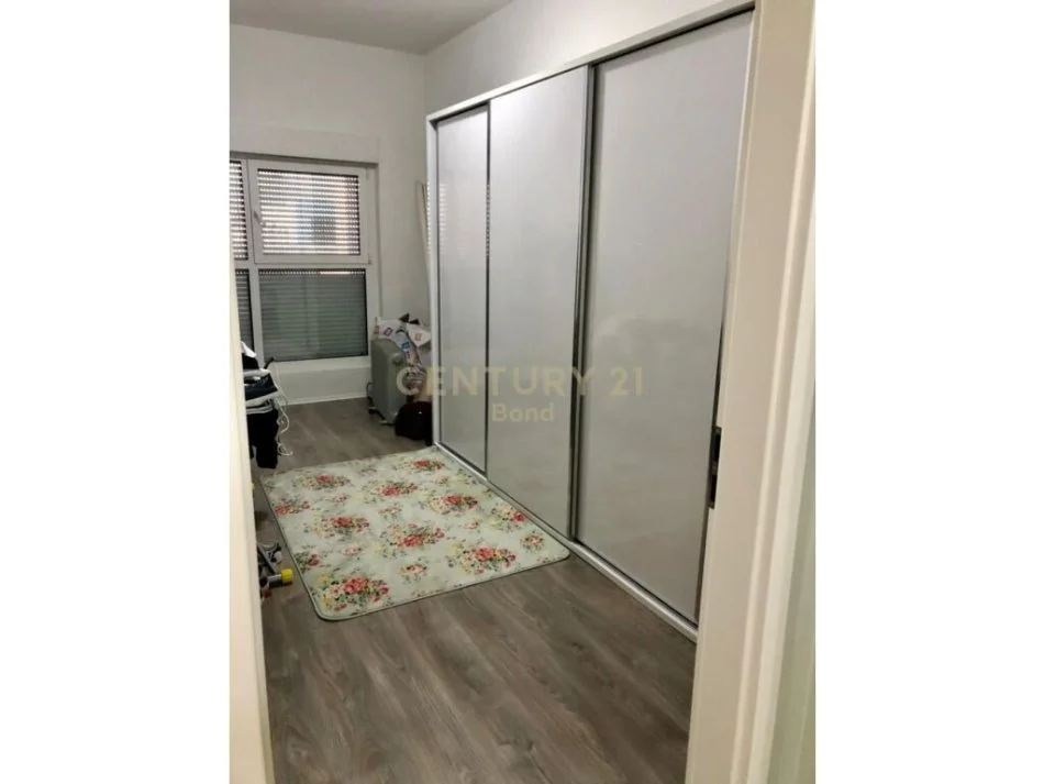 Tirane, shitet apartament 2+1 Kati 4, 84 m² 128.000 € (Ali Demi)