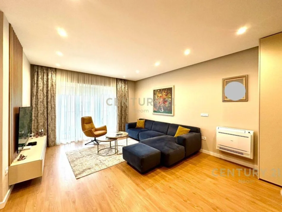 Tirane, shitet apartament 3+1 Kati 2, 125 m² 330.000 € (LIQENI I THATE!)