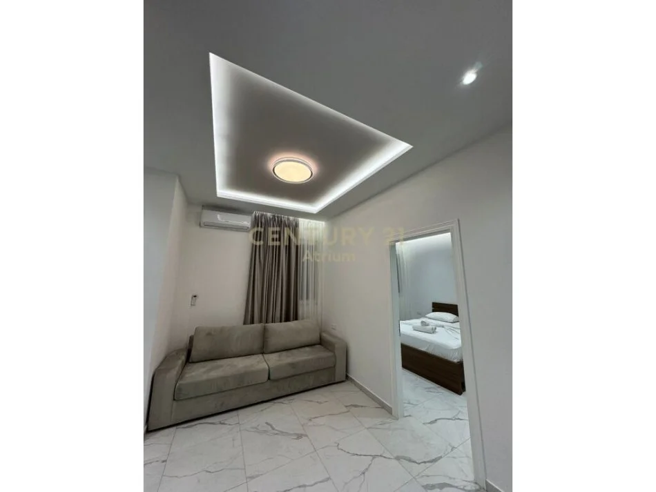 Tirane, jepet me qera apartament 1+1 Kati 1, 80 m² 500 € (RRUGA 5 MAJI)