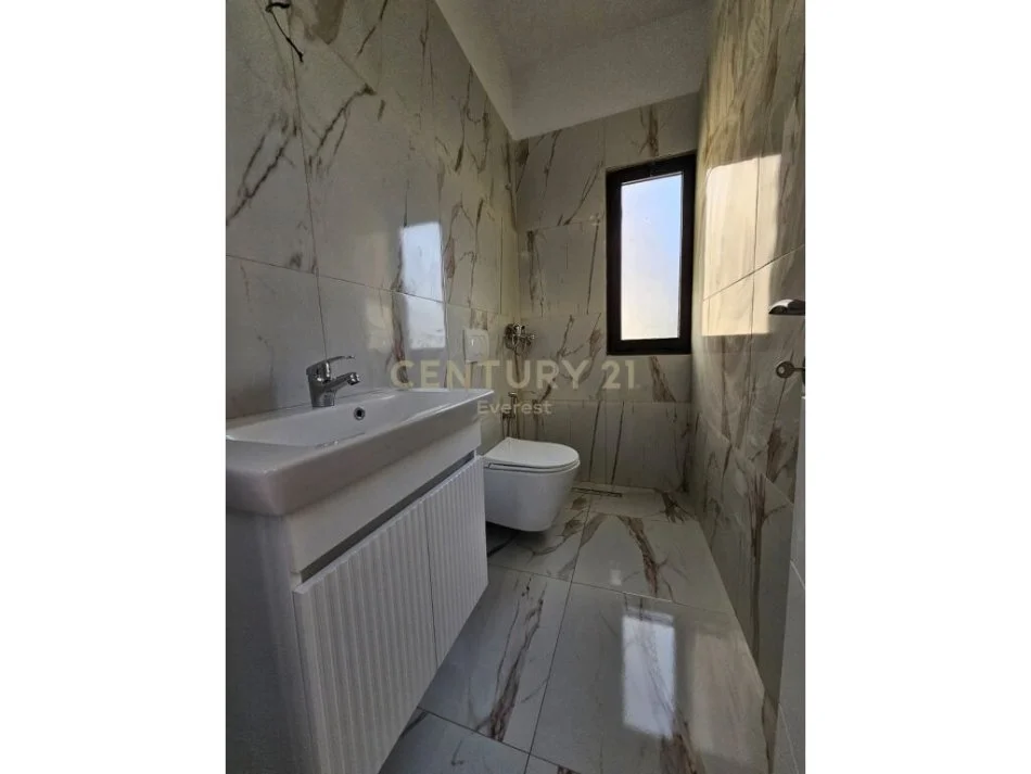 Tirane, shes apartament 1+1 Kati 2, 47 m² 112.000 € 