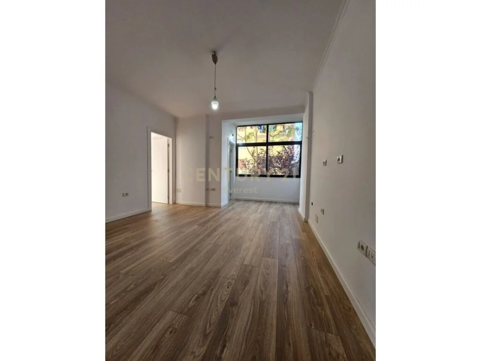 Tirane, shes apartament 1+1 Kati 2, 47 m² 112.000 € 