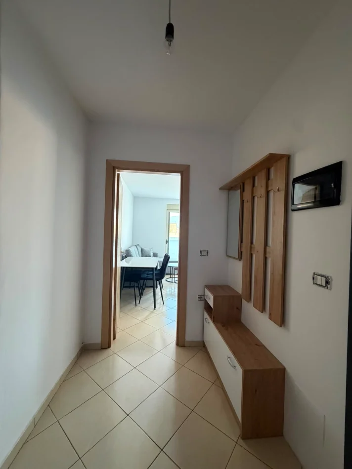 Tirane, shitet apartament 1+1+Ballkon Kati 9, 90 m² 123.500 € (Astir)