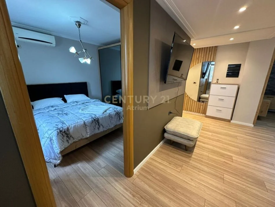 Tirane, shitet apartament 2+1+Ballkon Kati 9, 112 m² 235.000 € (myslym shyri)