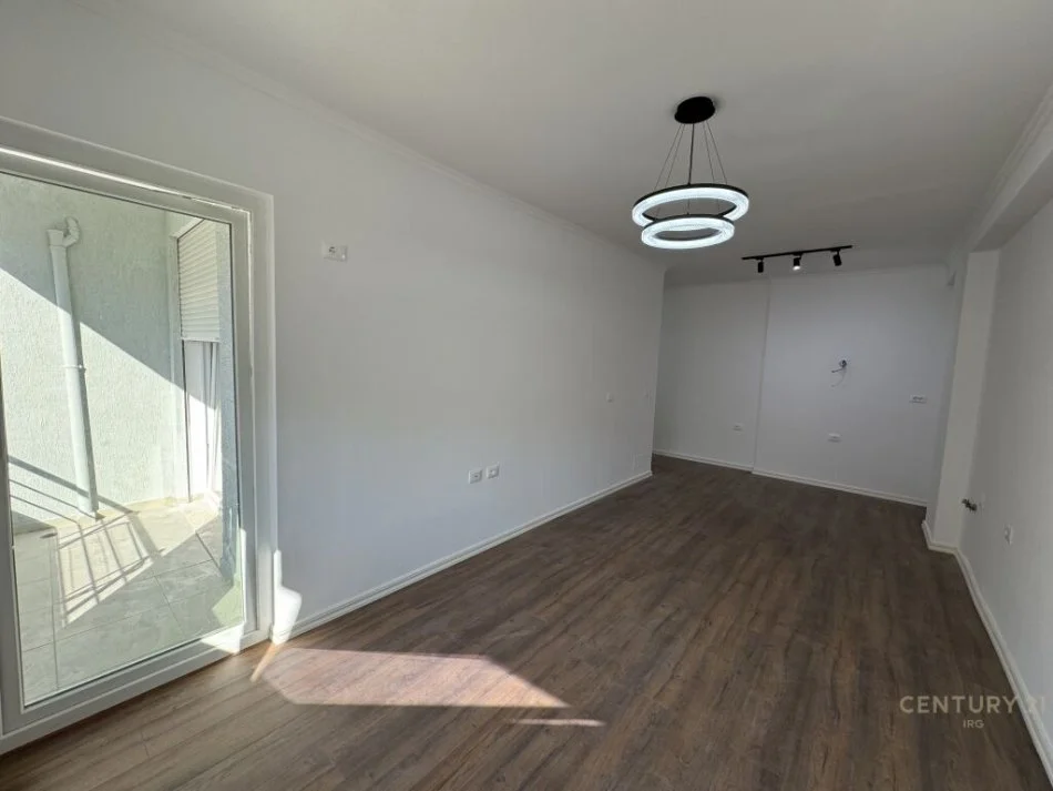 Tirane, shes apartament 1+1 Kati 3, 63 m² 119.000 € 