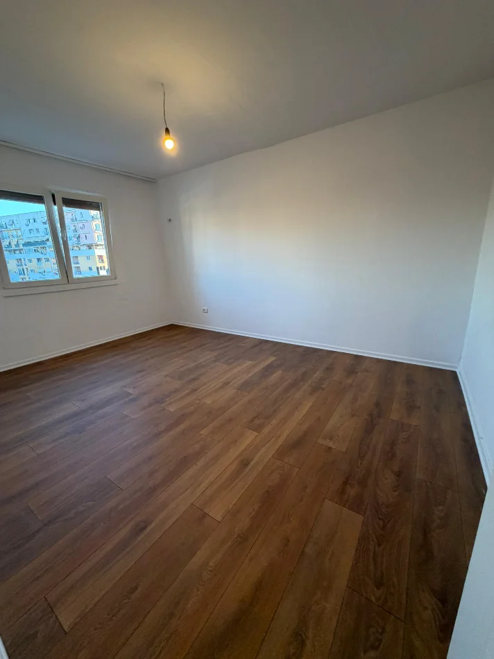 Tirane, shitet apartament 1+1 , 58 m² 95.000 € 