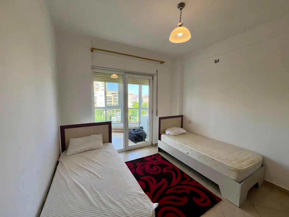 Tirane, jepet me qera apartament 2+1 Kati 6, 105 m² 750 € (Kopshti Zoologjik)