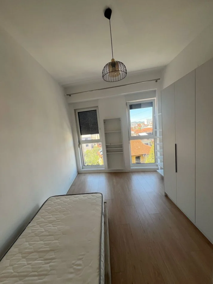Tirane, jepet me qera Super  apartament 2+1+Ballkon Kati 4, 103 m² 600 € (jordan mija)