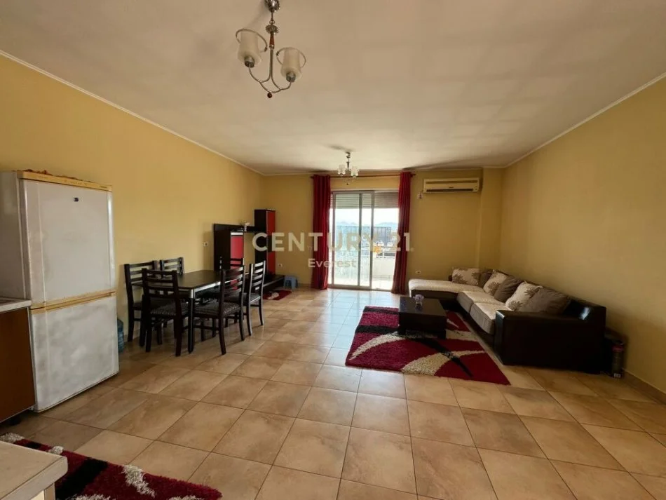 Tirane, shitet apartament 2+1 Kati 8, 122 m² 160.000 € (CASA ITALIA)