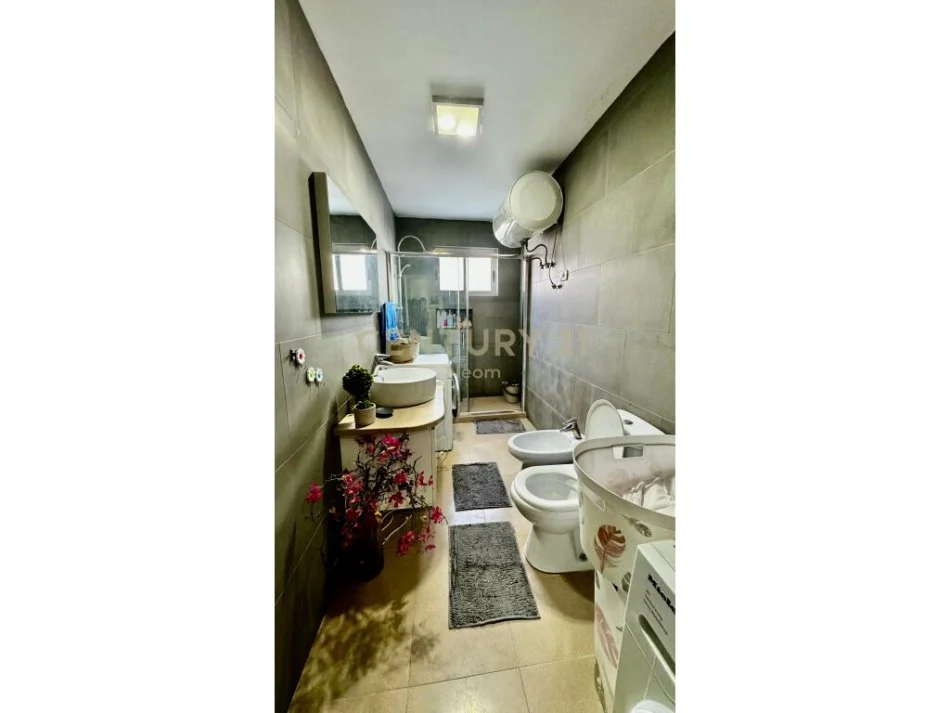 Tirane, shes apartament 1+1 Kati 9, 80 m² 170.000 € 