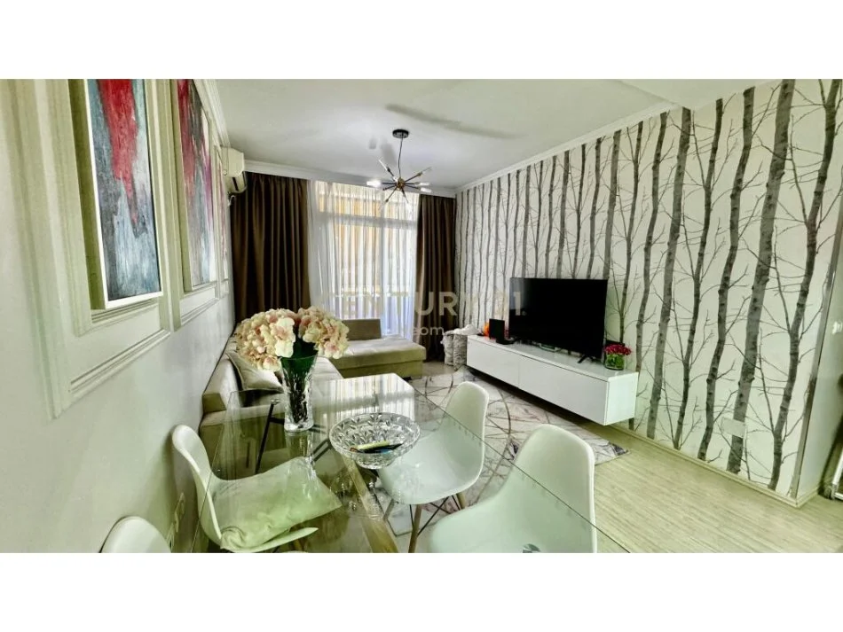 Tirane, shitet apartament 1+1 Kati 9, 80 m² 170.000 € 