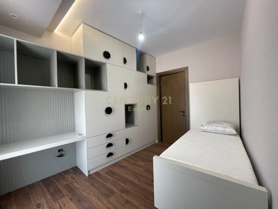 Tirane, shes apartament 2+1 Kati 4, 107 m² 232.000 € 