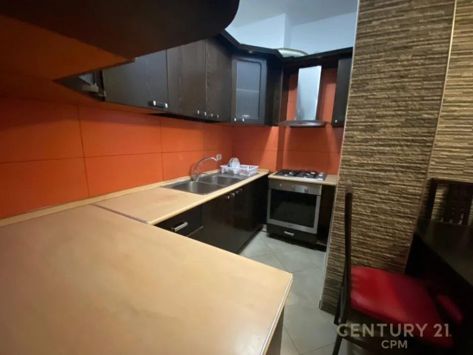 Tirane, shes apartament 1+1 Kati 2, 73 m² 120.000 € 