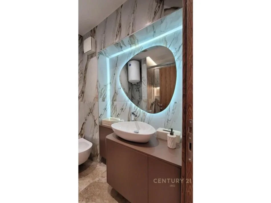 Tirane, jepet me qera apartament 2+1 Kati 2, 78 m² 1.500 € 