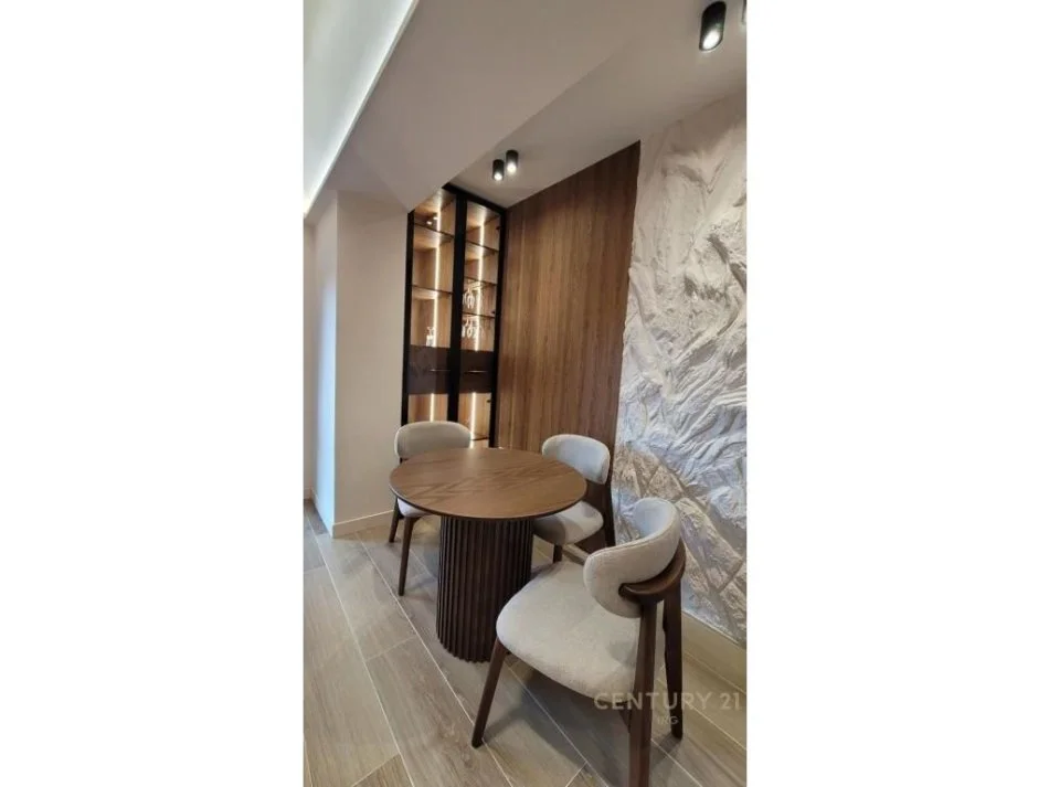 Tirane, jepet me qera apartament 2+1 Kati 2, 78 m² 1.500 € 