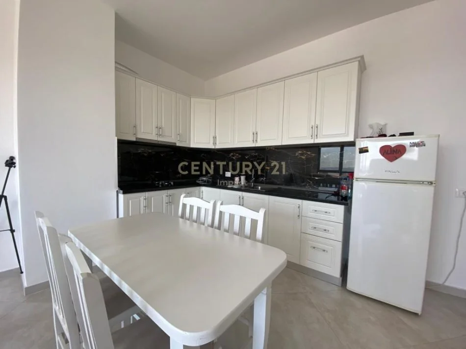 Tirane, jepet me qera apartament 1+1 Kati 11, 60 m² 550 € 