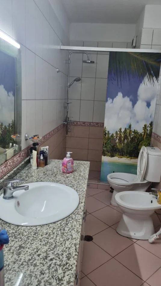 Durres, shitet apartament 2+1 Kati 2, 85 m² 125.000 € (ISH RAJONI DURRES!)