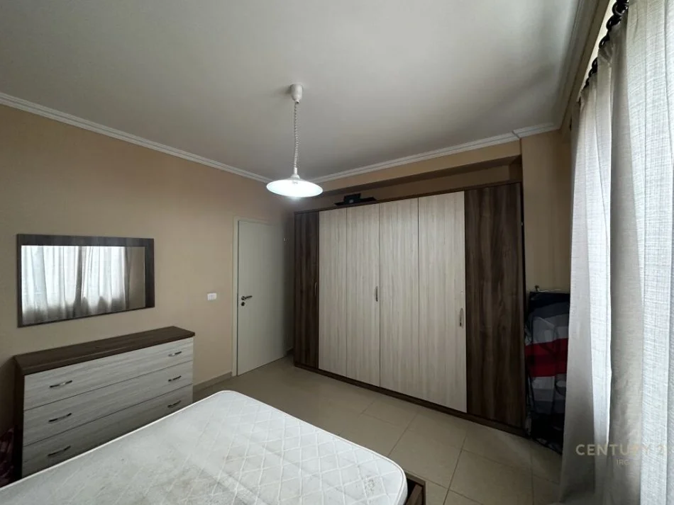 Tirane, shitet 1+1 Kati 1, 65 m² 96.000 € (Selman Qosja, Sapo kalon Qendren Eleonora.)Perballe Kodra e Diellit 2