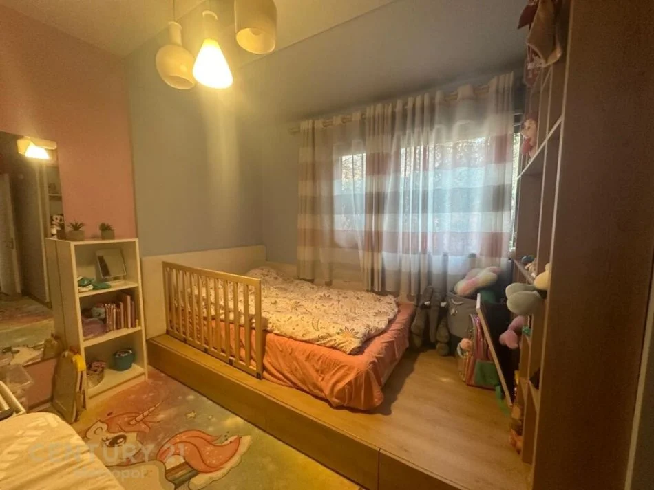 Tirane, shes apartament 2+1 Kati 1, 110 m² 240.000 € 